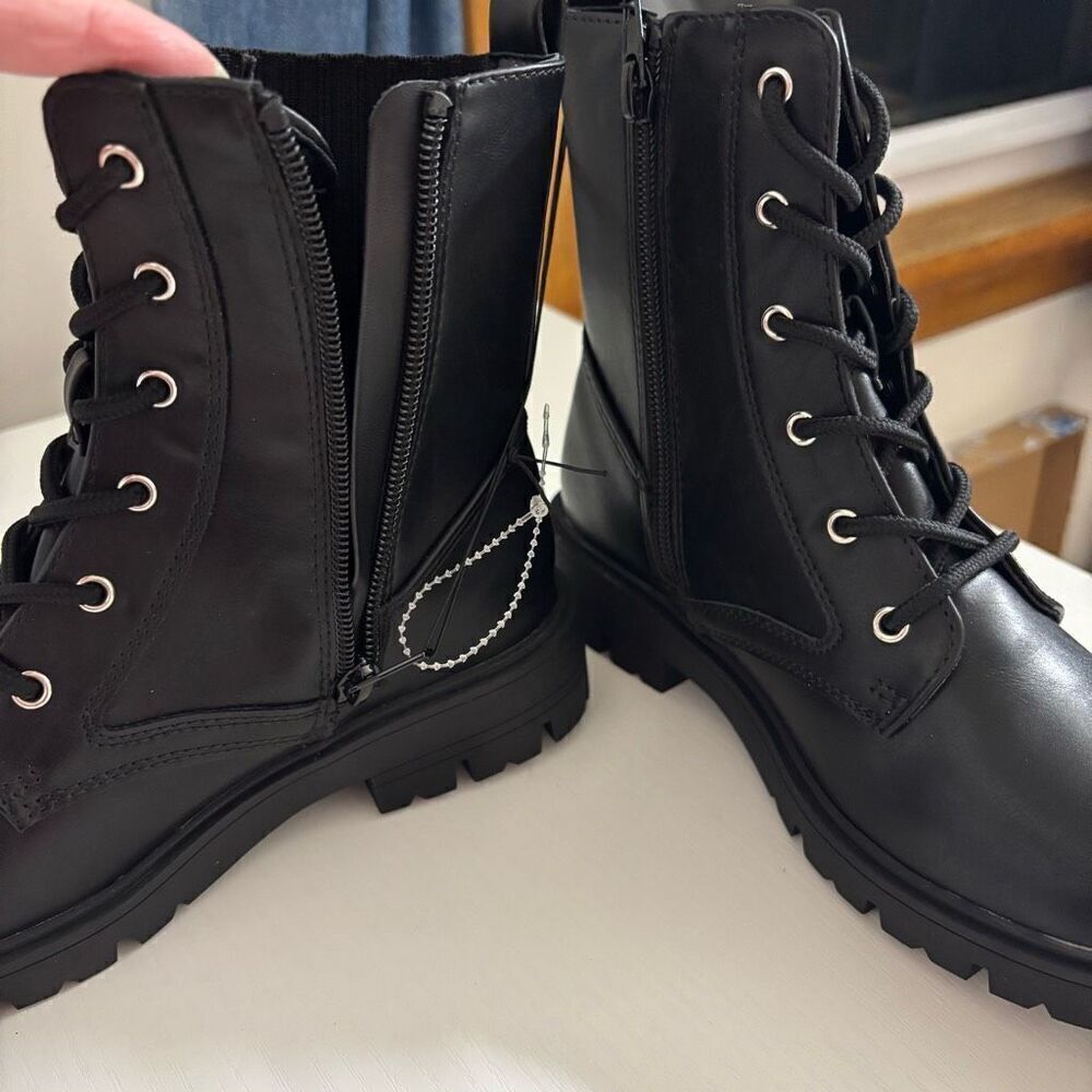DKNY Black Faux Leather Crystal Side Zip Combat Boots Youth Girls Size 3 New - Picture 9 of 11
